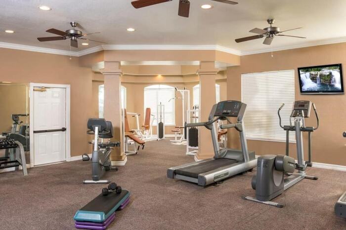 801 Hebron Pkwy #C1 - Photo 4 of 8