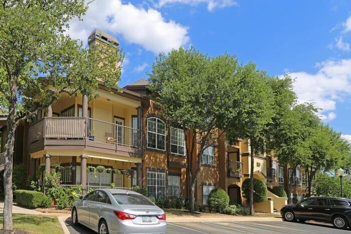 12235 Vance Jackson Rd #D4 - Photo 5 of 50