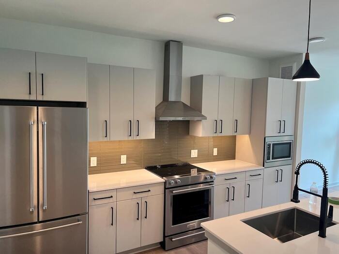 2901 Manor Rd #C3 - Photo 7 of 14