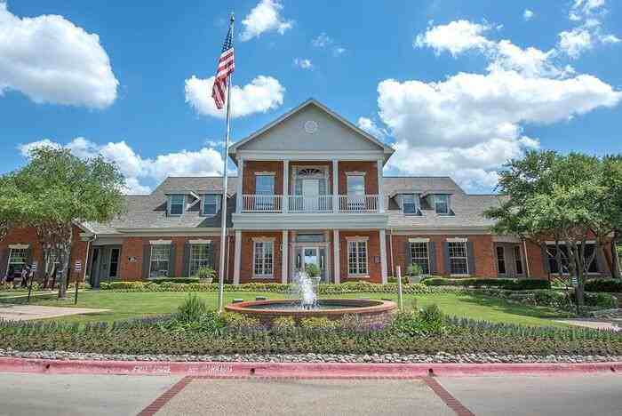 300 E Round Grove Rd #C3