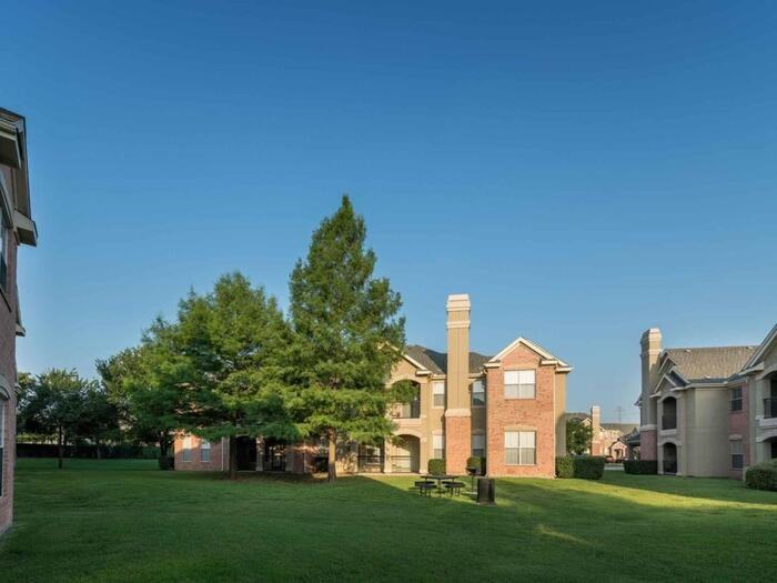 6301 Stonewood Dr #D1 - Photo 3 of 21