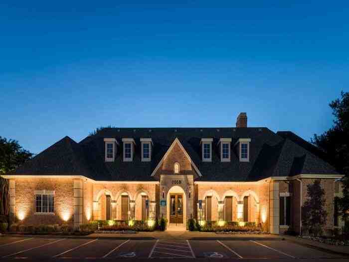 6301 Stonewood Dr #B7 - Photo 7 of 27