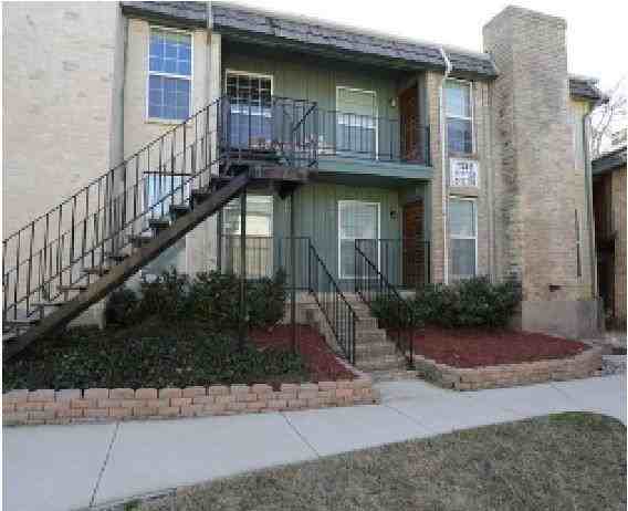 5115 Cedar Springs Rd #C1 - Photo 4 of 22