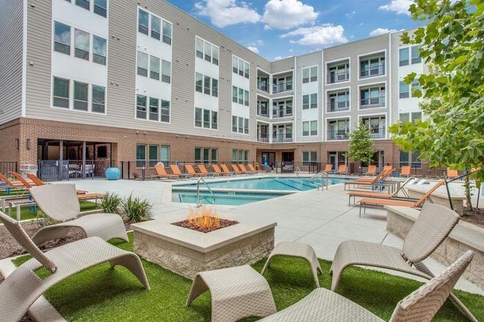 910 Quest Pkwy #B4 - Photo 6 of 29