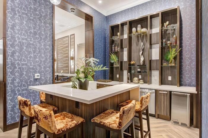 2610 Allen St #E1 - Photo 3 of 18