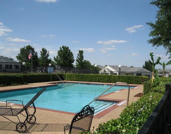 3000 Creekside Dr #C1 - Photo 3 of 5