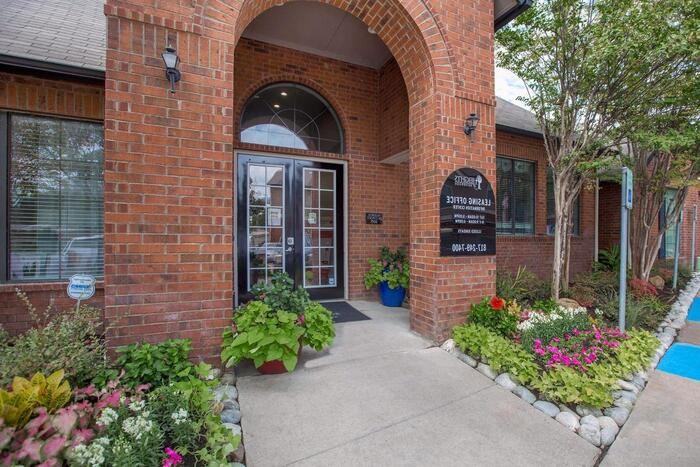 9510 Westpark Dr #C4 - Photo 7 of 34