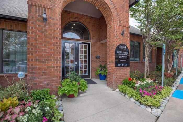 9510 Westpark Dr #C6 - Photo 7 of 36