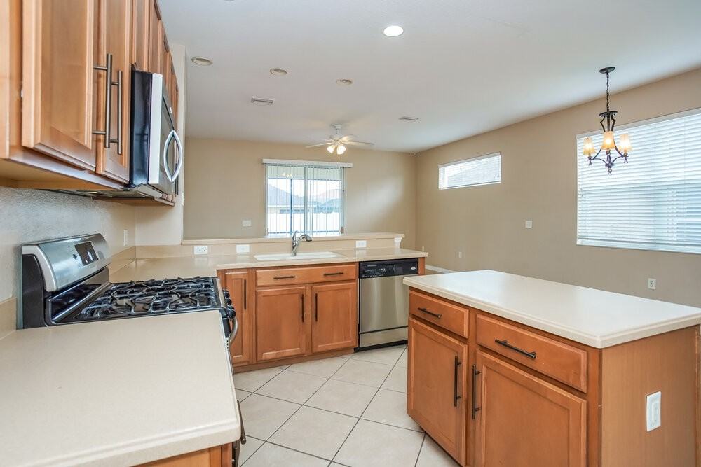 15307 Skip Jack Loop - Photo 6 of 16