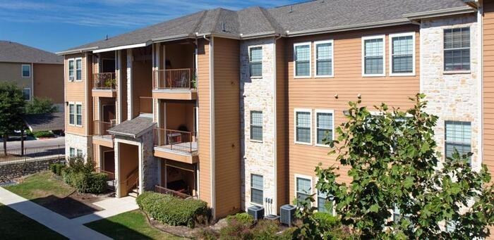 1360 W County Line Rd #D1