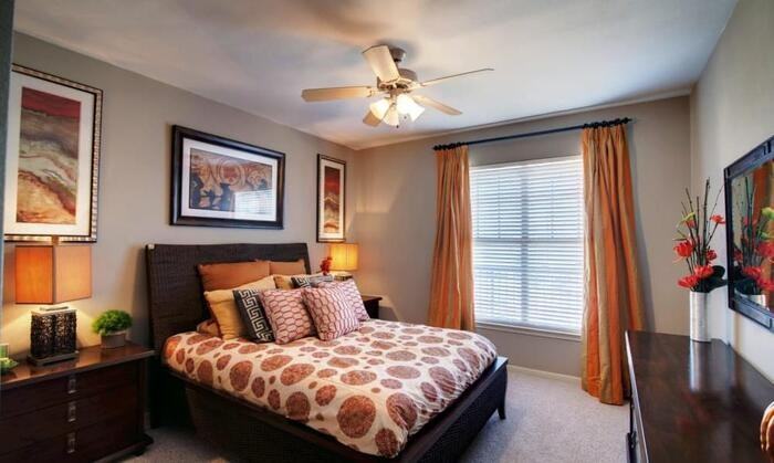 8828 N Riverside Dr #C3 - Photo 4 of 7