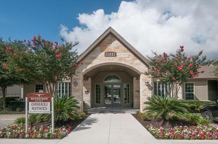 12511 Jones Maltsberger Rd #B1 - Photo 5 of 44