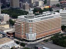 featured image of 100 N Santa Rosa #B2