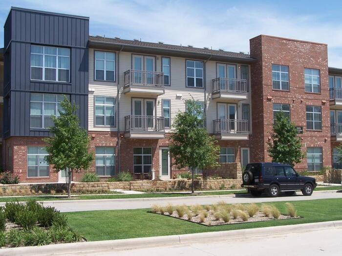 6760 Windhaven Pkwy #B11 - Photo 2 of 39