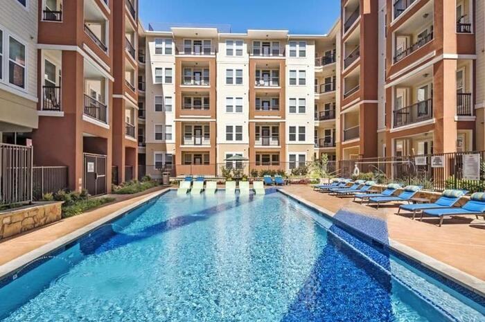 4000 Hulen Pl #D2 - Photo 3 of 15