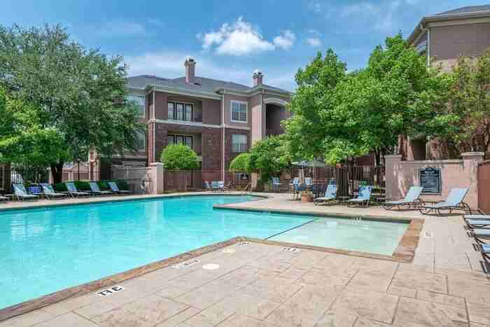 645 N Town East Blvd #C1 - Photo 5 of 21