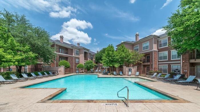 645 N Town East Blvd #B2 - Photo 6 of 22