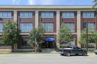 3221 Commerce St #A1 - Photo 1 of 1