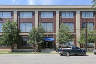 3221 Commerce St #A4 - Photo 1 of 1