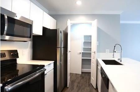 4125 Holland Ave #C3 - Photo 3 of 7