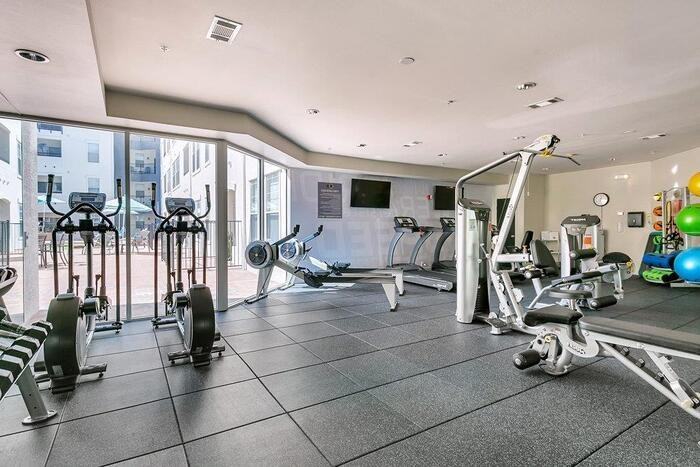 3604 Cedar Springs Rd #B1 - Photo 6 of 16