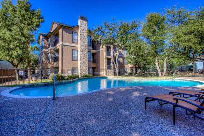 5501 Lakeview Pkwy #B1 - Photo 5 of 48