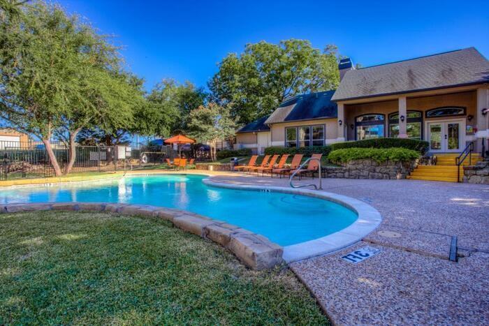 5501 Lakeview Pkwy #B1 - Photo 7 of 48