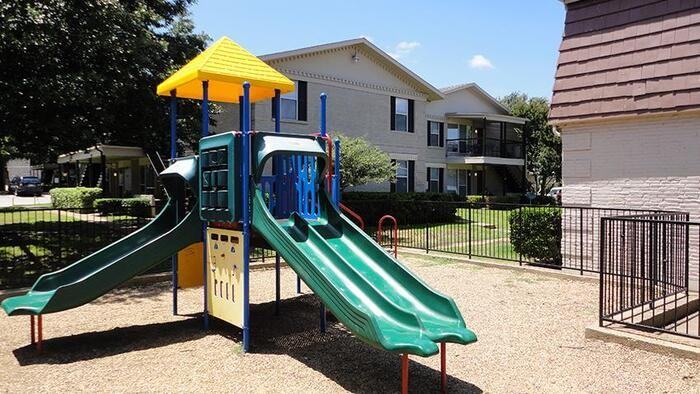 3740 High Vista Dr #C1 - Photo 6 of 7