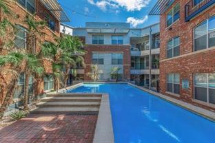 1001 Ross Ave #C1 - Photo 1 of 1