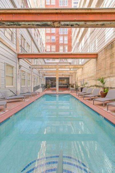 1500 Jackson St #B4 - Photo 3 of 41