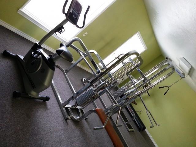 2603 Hillburn Dr #E1 - Photo 7 of 10