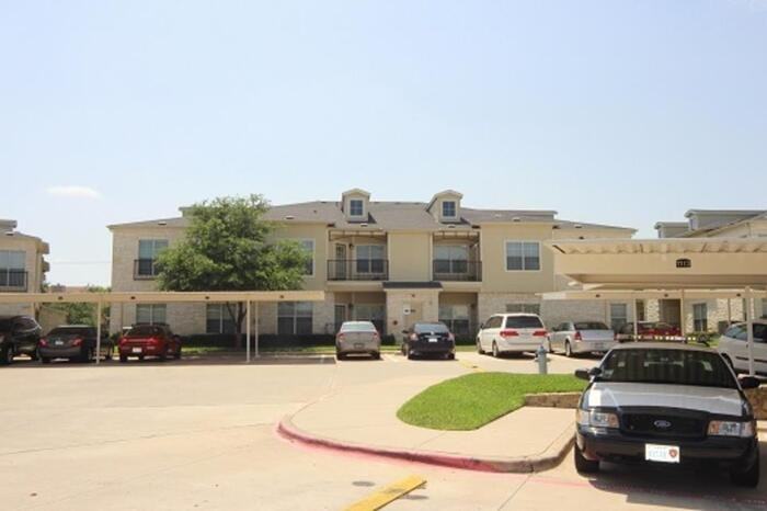 2925 Keller Springs Rd #C2 - Photo 3 of 11