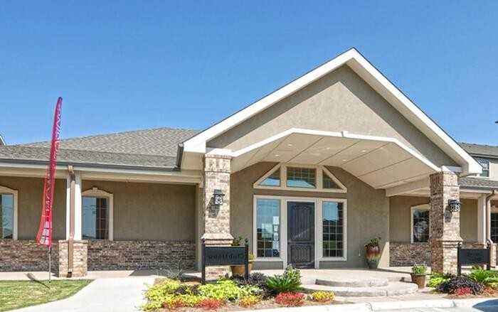 704 Dale Ln #B2 - Photo 3 of 19