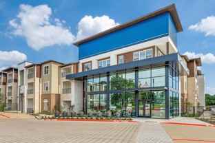 735 Washington Dr #B7 - Photo 1 of 1