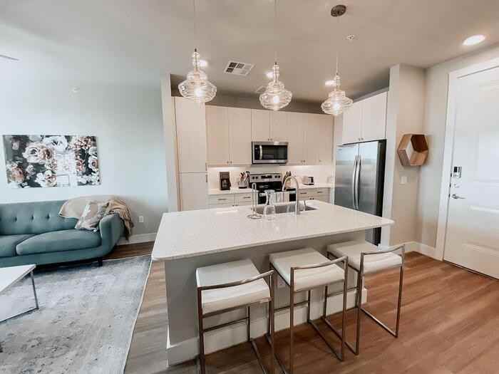 2413 Race St #B2 - Photo 7 of 17