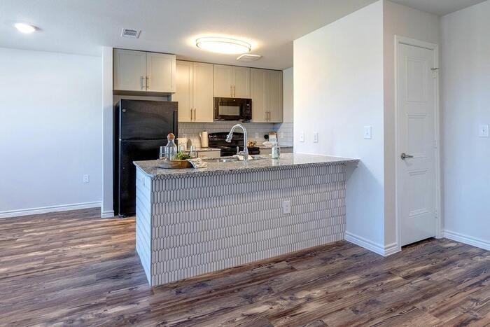 2017 S Cooper St #E1 - Photo 3 of 6