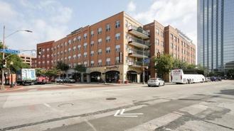 800 Ross Ave #C1 - Photo 1 of 1