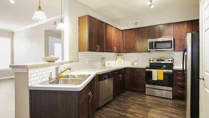 800 Ross Ave #C2 - Photo 6 of 17