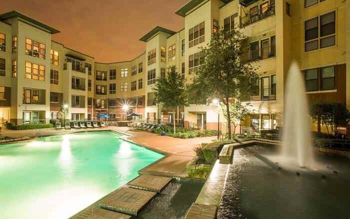 800 Lake Carolyn Pkwy #B2 - Photo 6 of 31