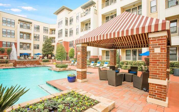 800 Lake Carolyn Pkwy #B2 - Photo 7 of 31