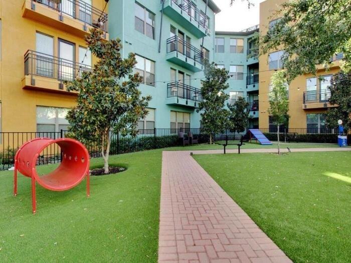 3600 Wheeler St #B2 - Photo 6 of 20