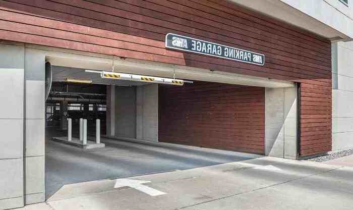 2611 Ross Ave #D1 - Photo 3 of 8