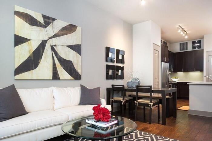 1707 N Hall St #C8 - Photo 7 of 16