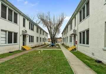 2001 N Fitzhugh Ave #A1 - Photo 3 of 11