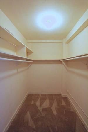 652 Mason St - Photo 3 of 7