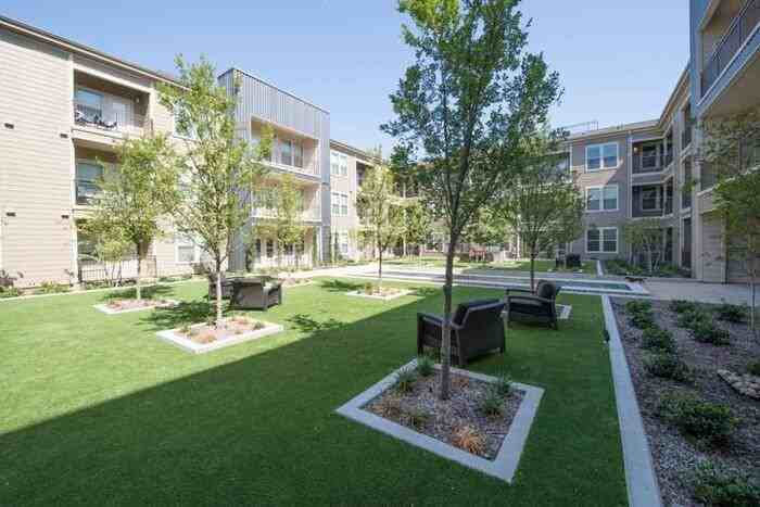 5959 Maple Ave #C4 - Photo 3 of 50