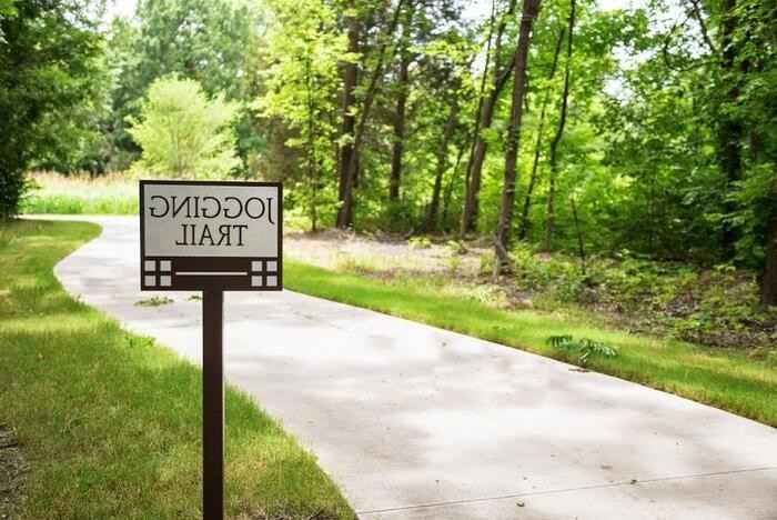 1300 N Custer Rd #C1 - Photo 6 of 25