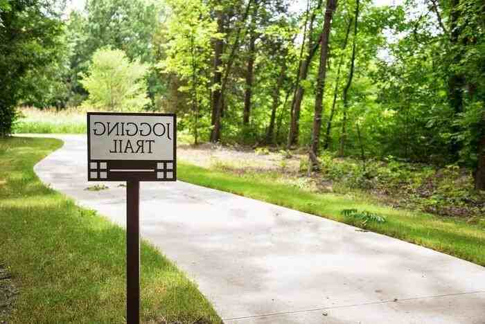 1300 N Custer Rd #B3 - Photo 6 of 32