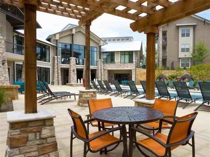 1300 N Custer Rd #B11 - Photo 4 of 32