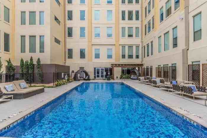 500 S Ervay St #C2 - Photo 3 of 18